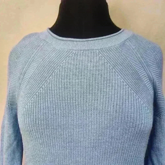 Croft & Barrow XS Petite Pretty Light Blue Sweater 3/4 Raglan Sleeves Hip Detail - Picture 5 of 10
